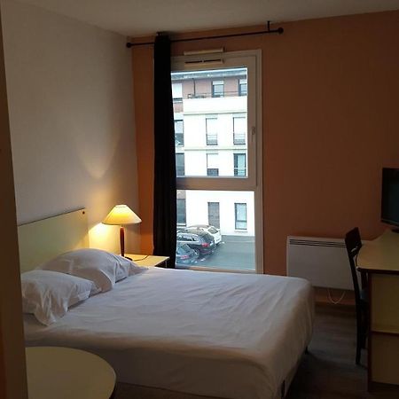 Residence Hoteliere Poincare Margny-les-Compiegne Exterior foto