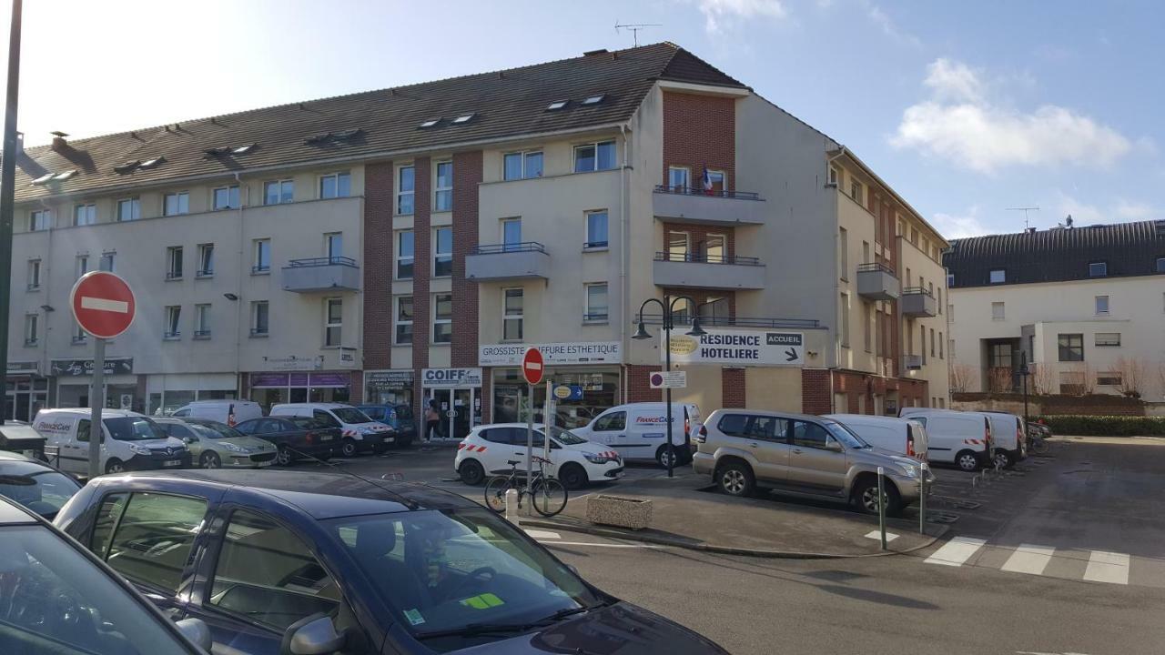 Residence Hoteliere Poincare Margny-les-Compiegne Exterior foto