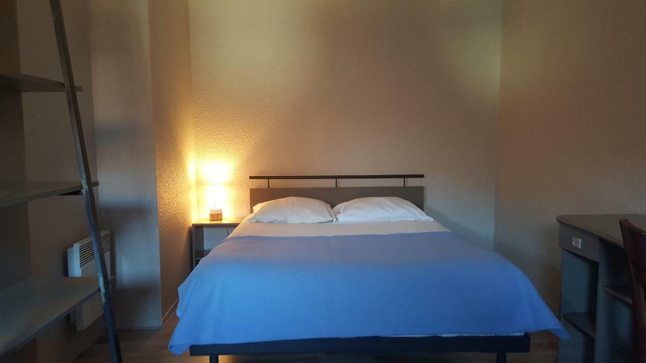 Residence Hoteliere Poincare Margny-les-Compiegne Exterior foto